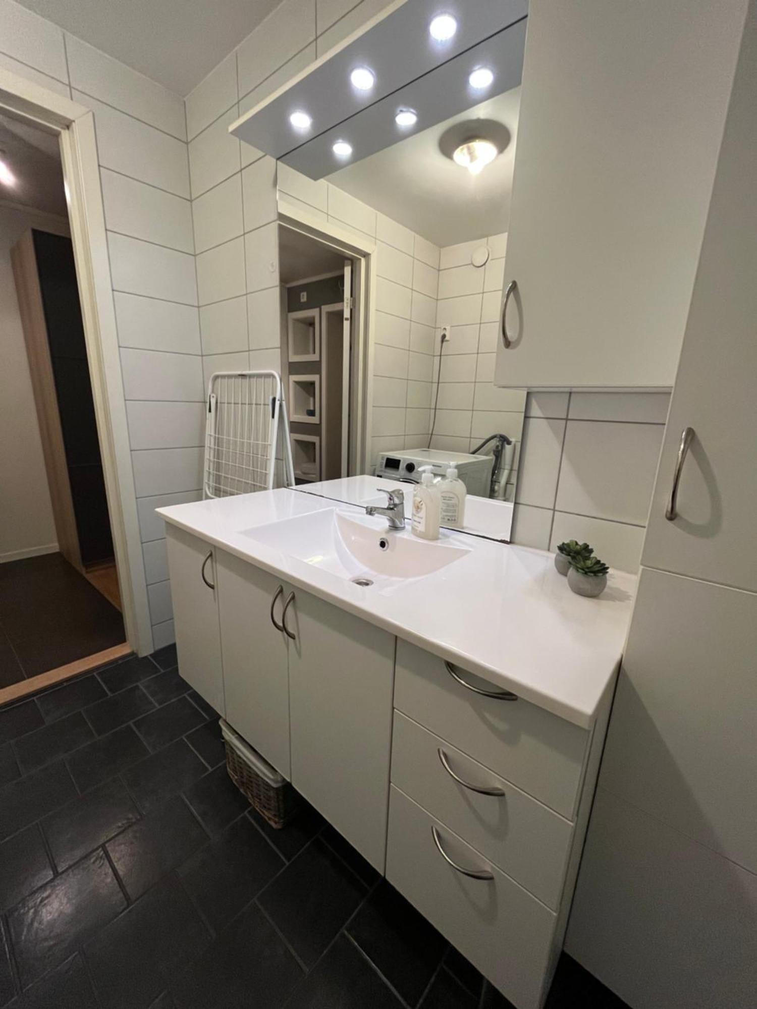 Lykkebo Apartment Тромсьо Екстериор снимка